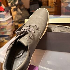 Mens canvas shoes